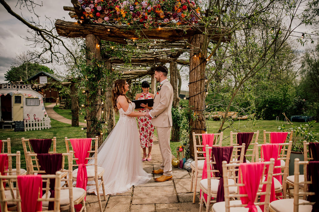 Celebrant wedding ceremony outdoor