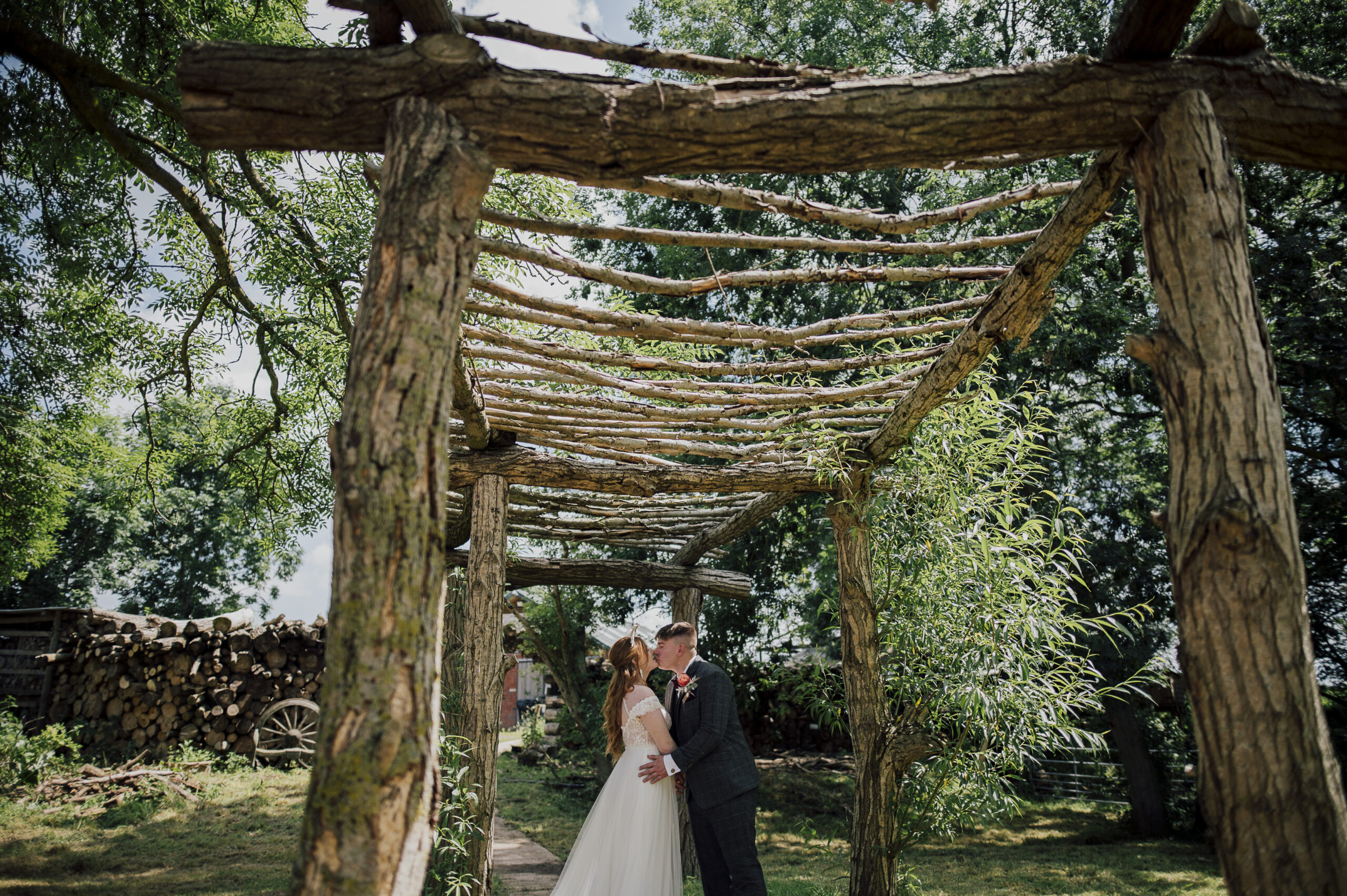 Wedding Pergola Garden Bride And Groom